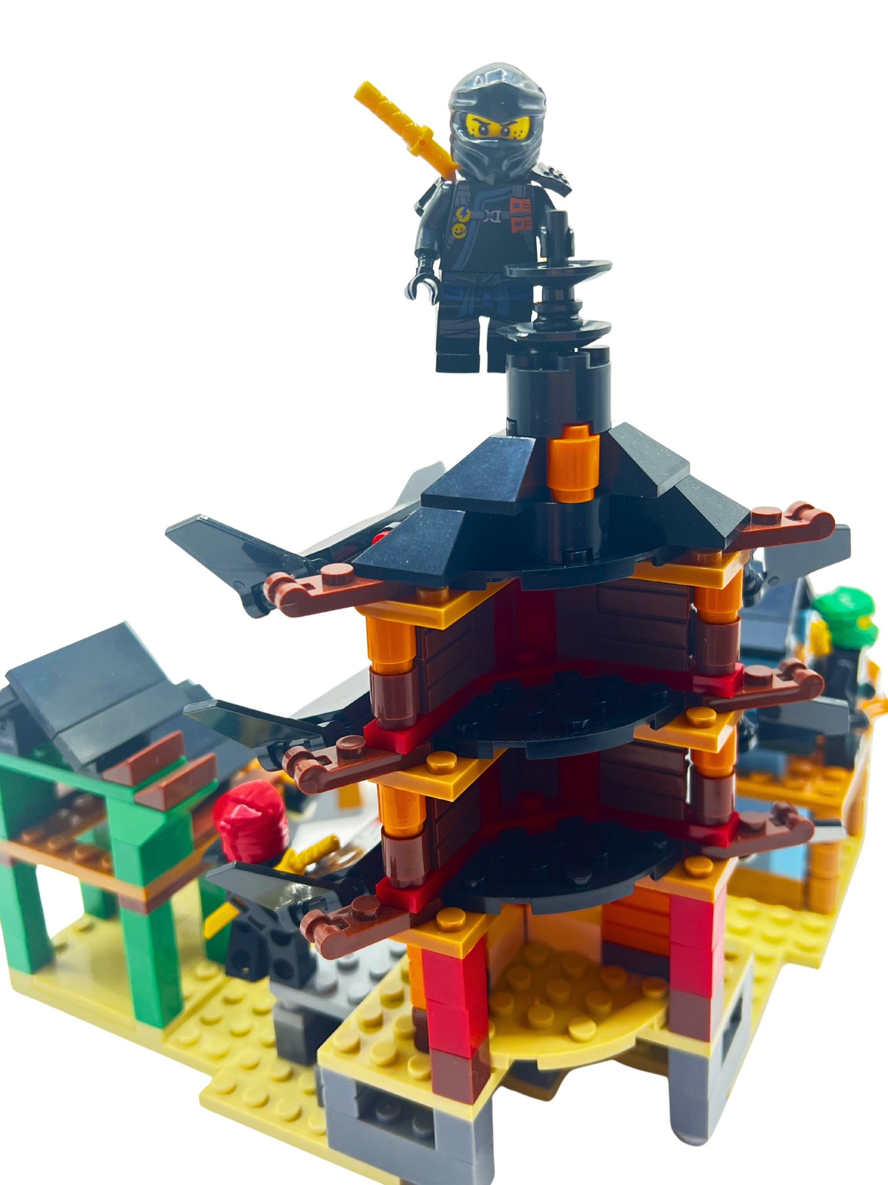 Ninja Fortress set - close-up of black ninja standing on pagoda tower top